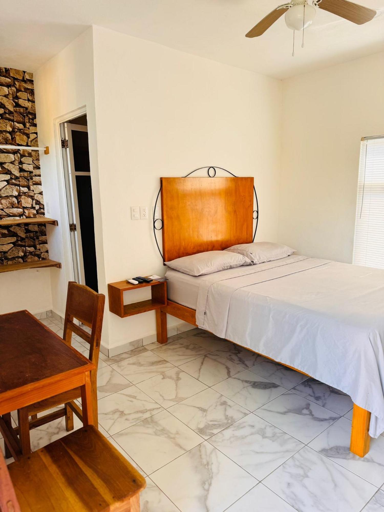 Buenosdias Izamal Bed & Breakfast エクステリア 写真
