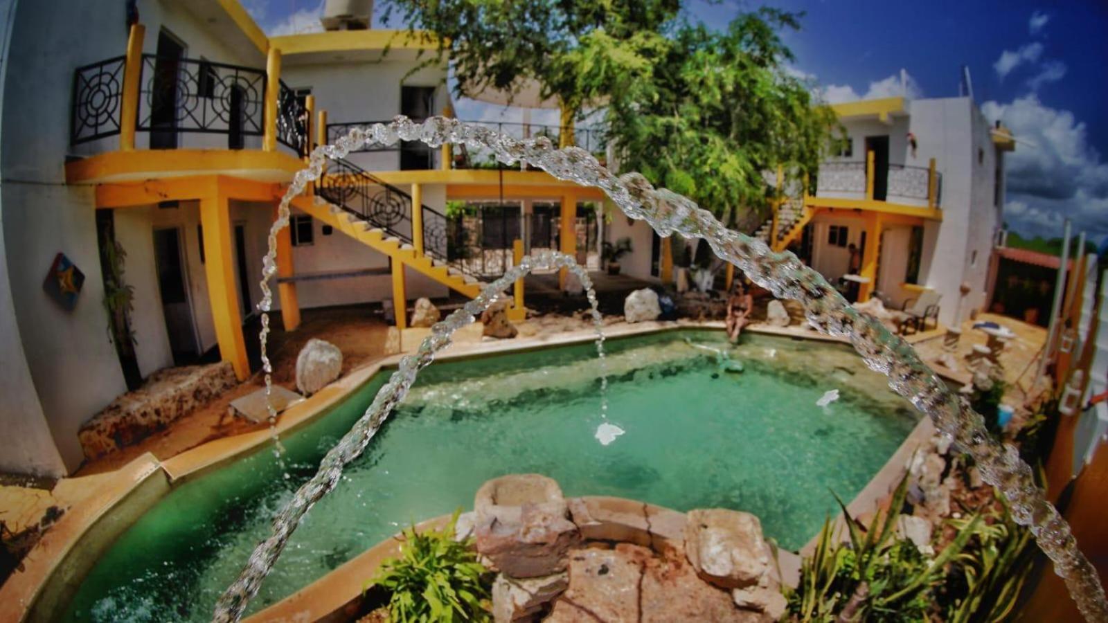 Buenosdias Izamal Bed & Breakfast エクステリア 写真